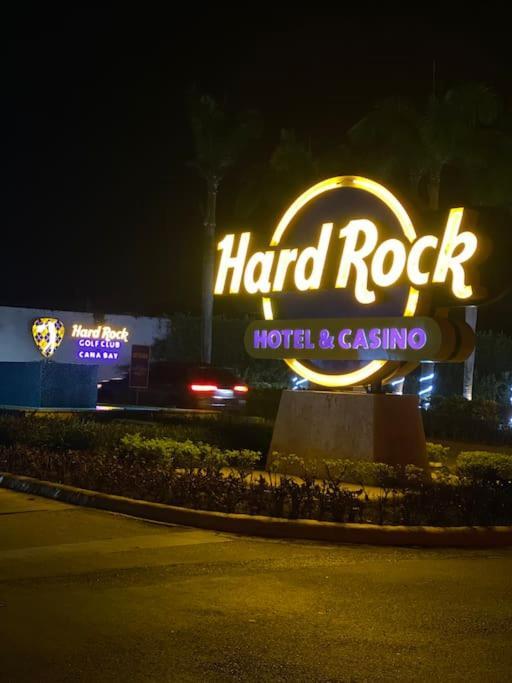 Estancia Napoles, Cana Bay Hard Rock. بونتا كانا المظهر الخارجي الصورة